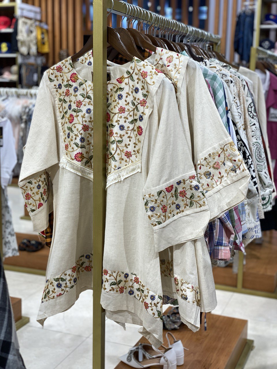 پوشاک زنانه